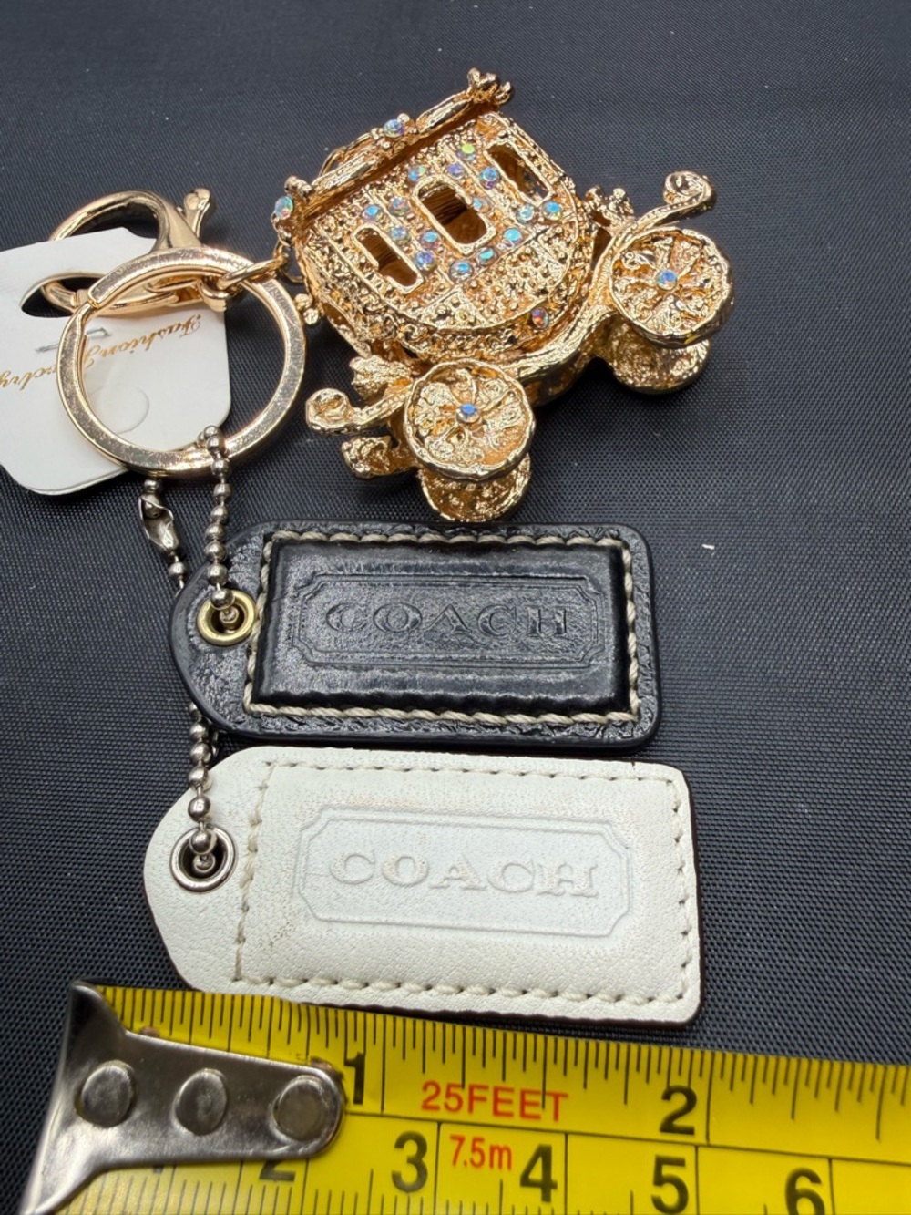 Coach authentic hang tag with unbranded  key chain. - Picture 4 of 4